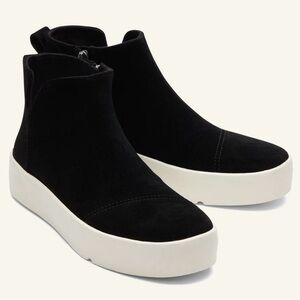 Toms Bryce Black Leather Faux Fur Boots